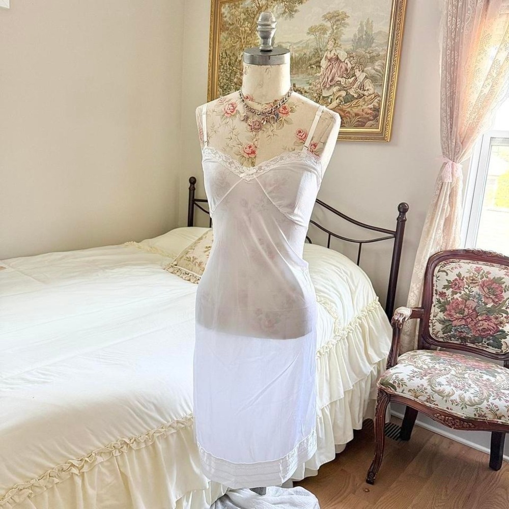 White slip dress  90s Mel Lin white‎ slip dress size 36